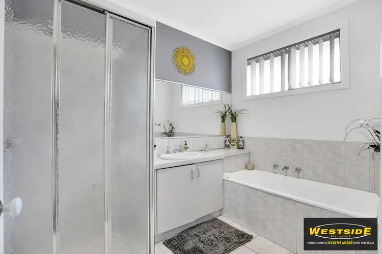 Fourth view of Homely unit listing, 1/53 Wahgunyah Drive, St Albans VIC 3021