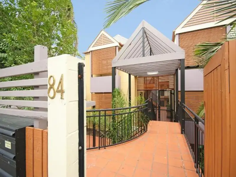 Main view of Homely studio listing, 2/84 Lytton Road, East Brisbane QLD 4169