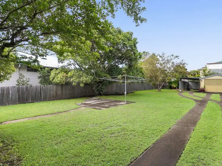 69 Gray Avenue, Corinda QLD 4075
