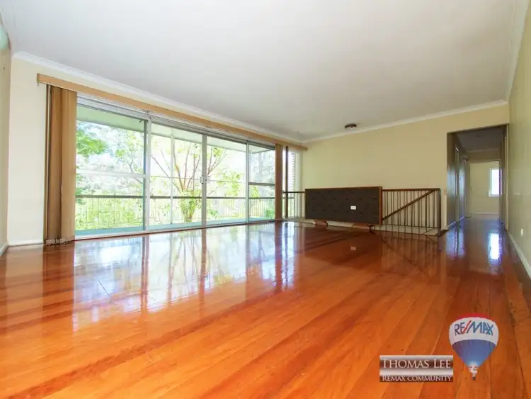 Second view of Homely house listing, 901 Cavendish Road, Mount Gravatt East QLD 4122