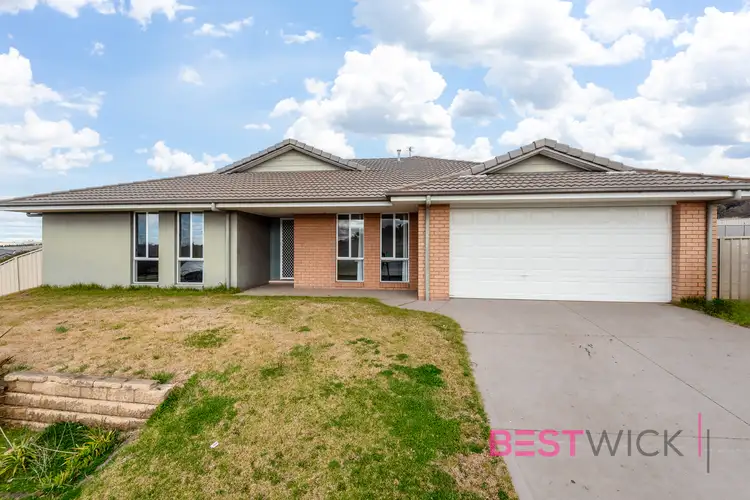 18 Lovejoy Avenue, Blayney NSW 2799