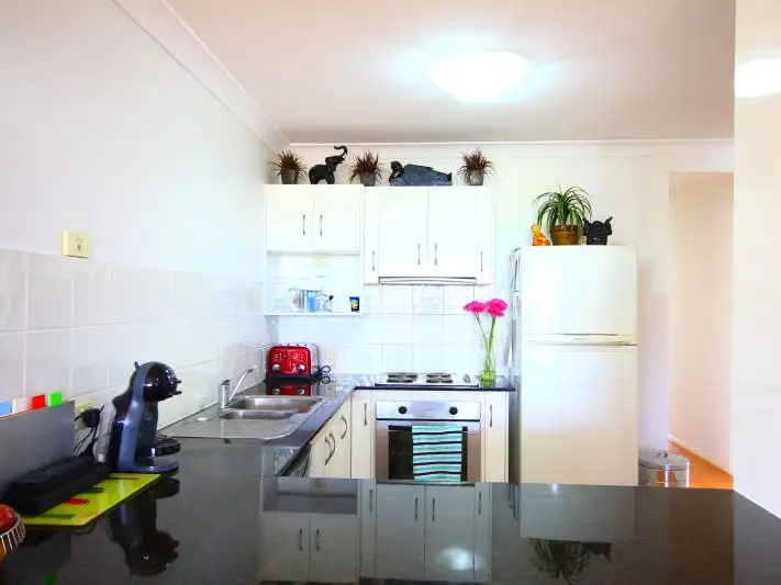 Fifth view of Homely apartment listing, 6/30 Tamar Street, Annerley QLD 4103