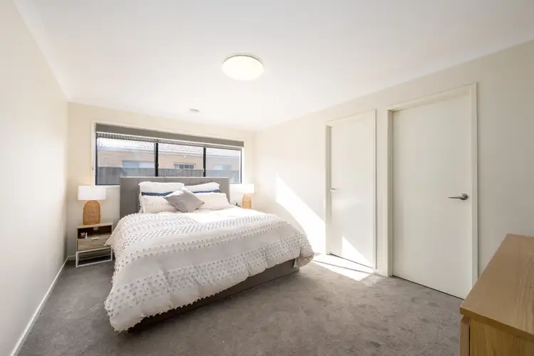 Fourth view of Homely house listing, 3 SILVERLEAF ROAD, Kialla VIC 3631