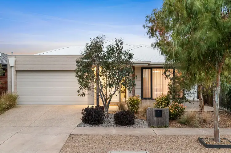 13 Esperance Avenue, Armstrong Creek VIC 3217