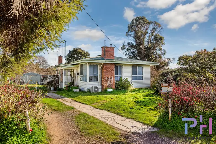 4 Edwards Court, Kangaroo Flat VIC 3555
