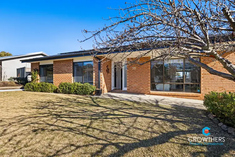 30 Rischbieth Crescent, Gilmore ACT 2905