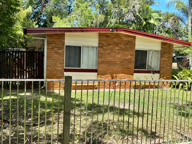 Second view of Homely semi-detached listing, 6 Skylark St, Slade Point QLD 4740