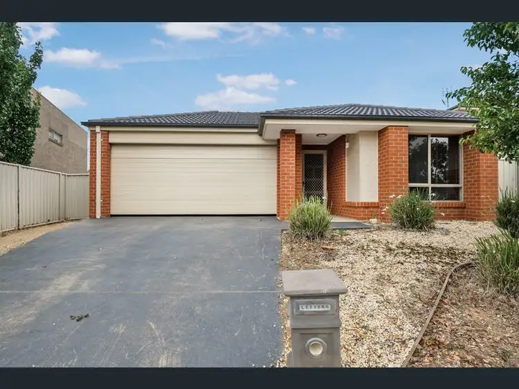 10 Tununga Circuit, Kangaroo Flat VIC 3555