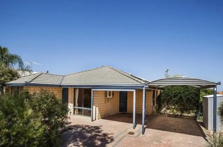 15 Chiltern Avenue, Brookdale WA 6112