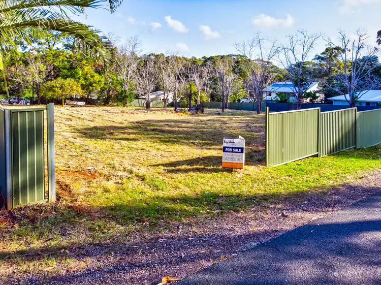 9-11 Roebuck Road, Russell Island QLD 4184