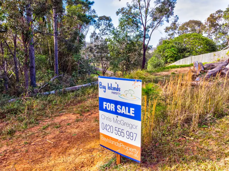 12 Crescent Drive, Russell Island QLD 4184