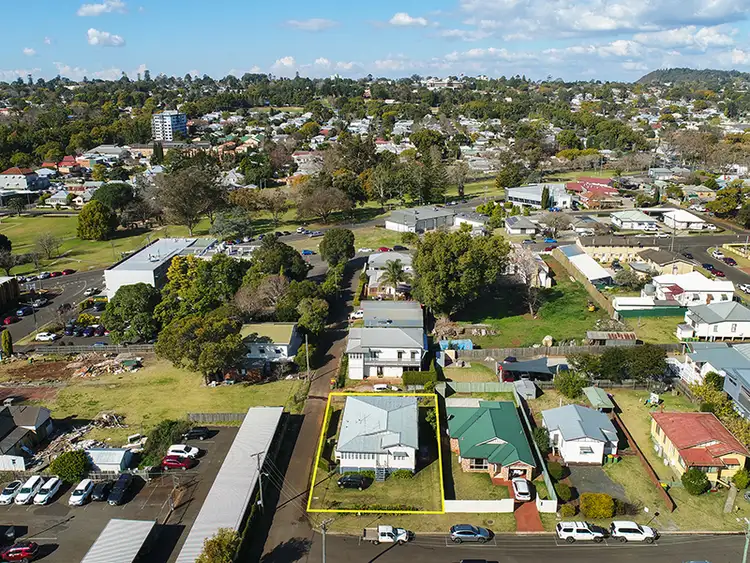 Third view of Homely block of units listing, 6a William Street, Toowoomba City QLD 4350