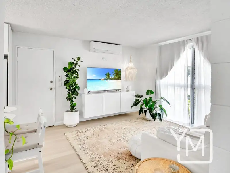 Main view of Homely apartment listing, 1/5 Mahia Terrace, Kings Beach QLD 4551