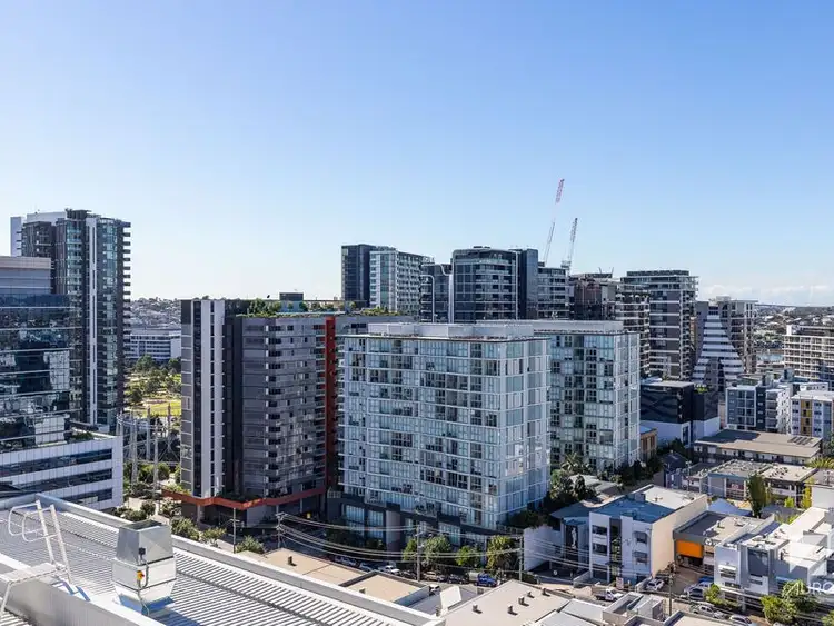 Main view of Homely apartment listing, 1601/10 Stratton Street, Newstead QLD 4006