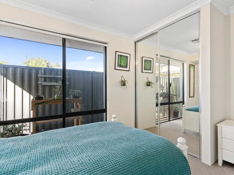 Fifth view of Homely house listing, 8 Gailey Way, Aveley WA 6069