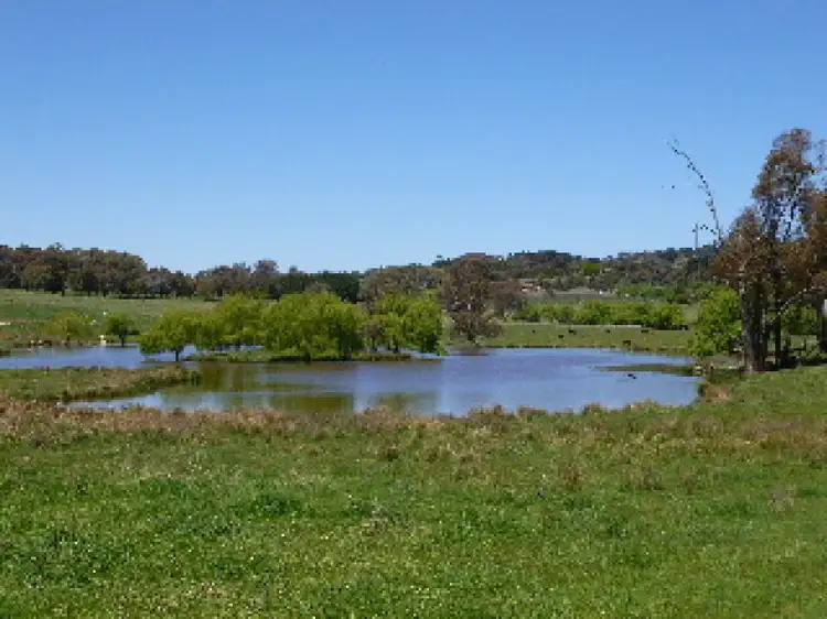 * 625 The Escort Way, Orange NSW 2800