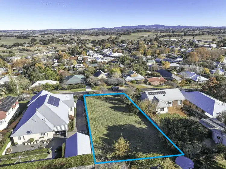 13 William Street, Millthorpe NSW 2798
