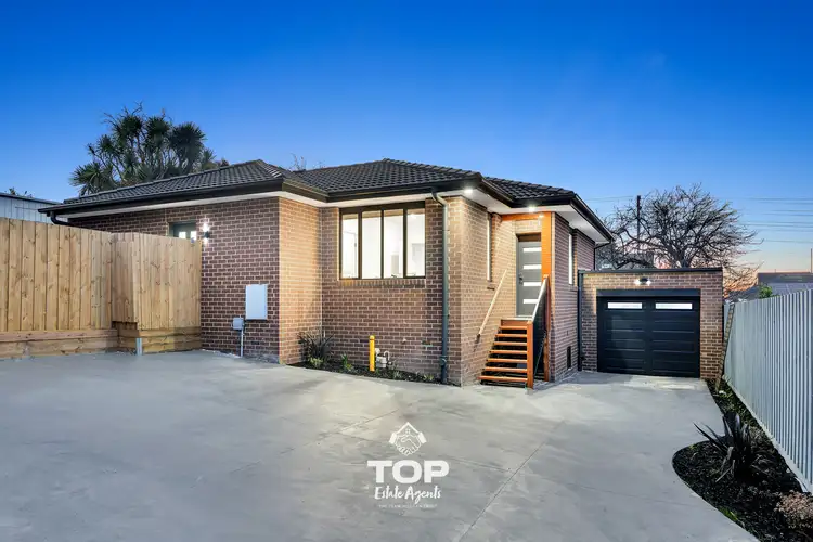 Second view of Homely unit listing, 2/7 Magnolia Grove, Doveton VIC 3177