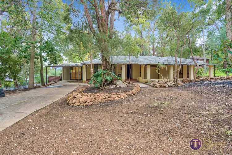 104 Peet Road, Roleystone WA 6111