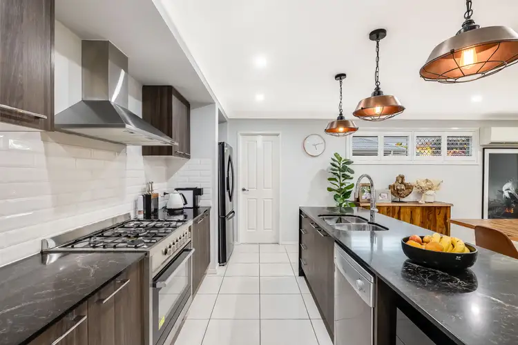 Fifth view of Homely house listing, 16 FARRER STREET, Cranley QLD 4350
