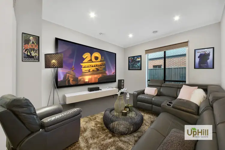 Fifth view of Homely house listing, 42 Genevieve Circuit, Cranbourne East VIC 3977