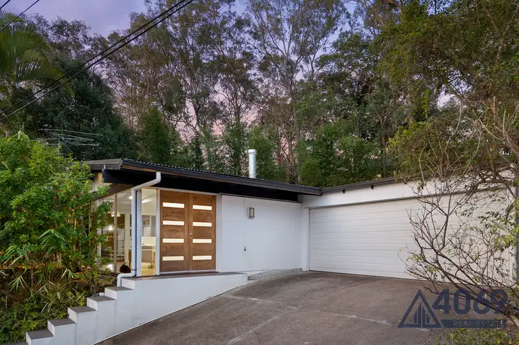 35 Ashburton Street, Chapel Hill QLD 4069