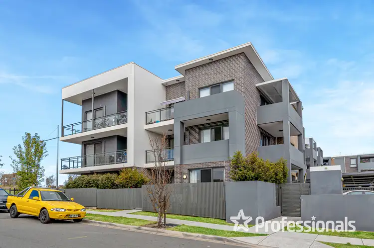 2/28 Satinwood Crescent, Bonnyrigg NSW 2177