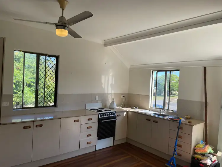 Second view of Homely house listing, 18 OCONNELL STREET, Depot Hill QLD 4700