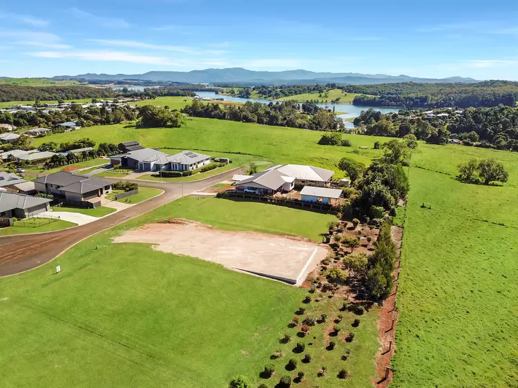 9 Walnut Close, Yungaburra QLD 4884