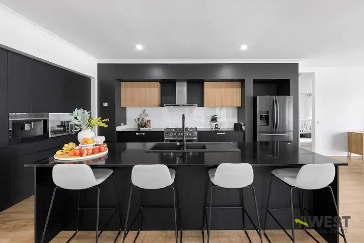 3 Cropton Rise, Craigieburn VIC 3064
