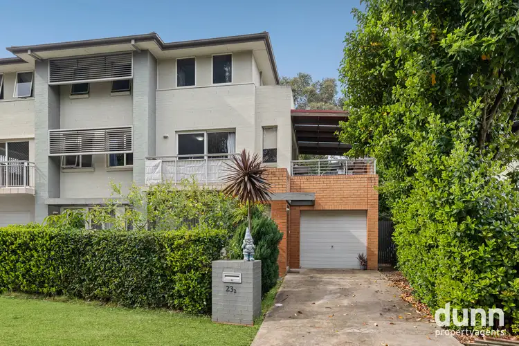 23 Parkwood Rd