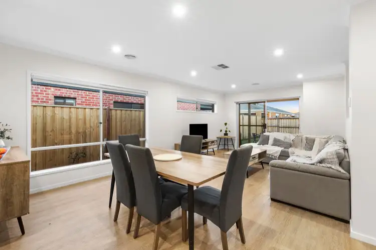 Fifth view of Homely house listing, 6 Fleurieu Circuit, Armstrong Creek VIC 3217