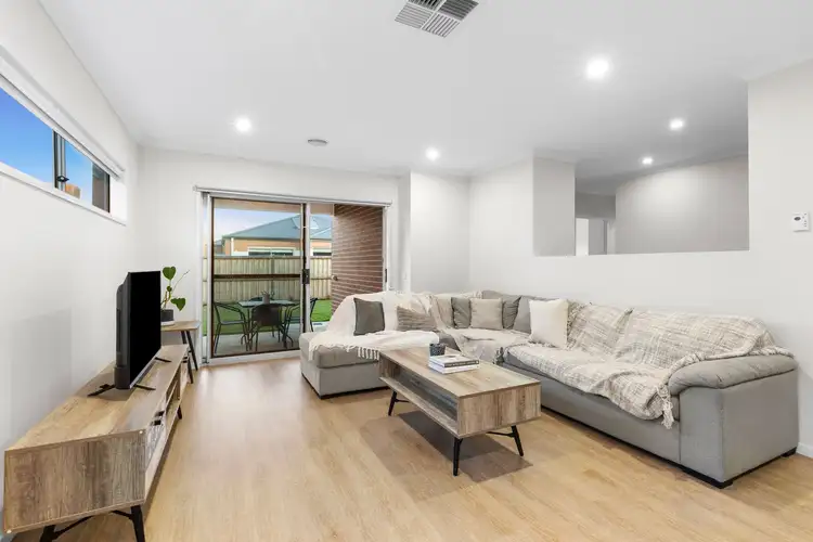 Sixth view of Homely house listing, 6 Fleurieu Circuit, Armstrong Creek VIC 3217