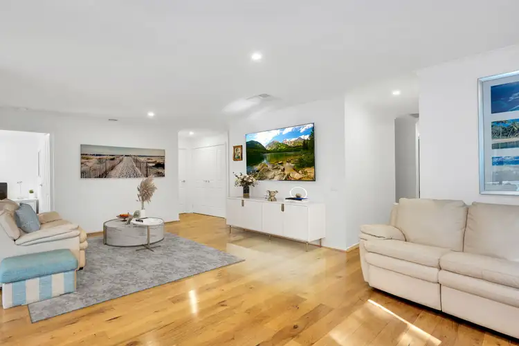 Second view of Homely unit listing, 2/8 Kassan Gardens, Endeavour Hills VIC 3802