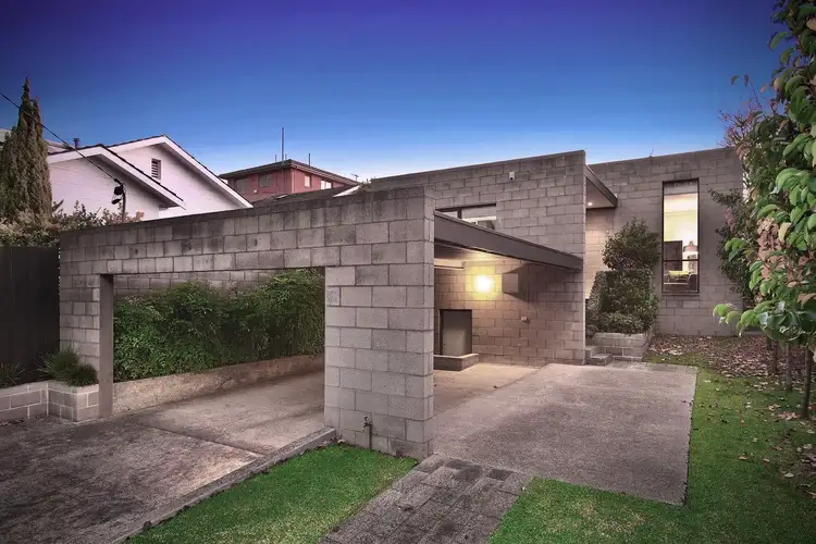 8 Glen Street, Hawthorn VIC 3122