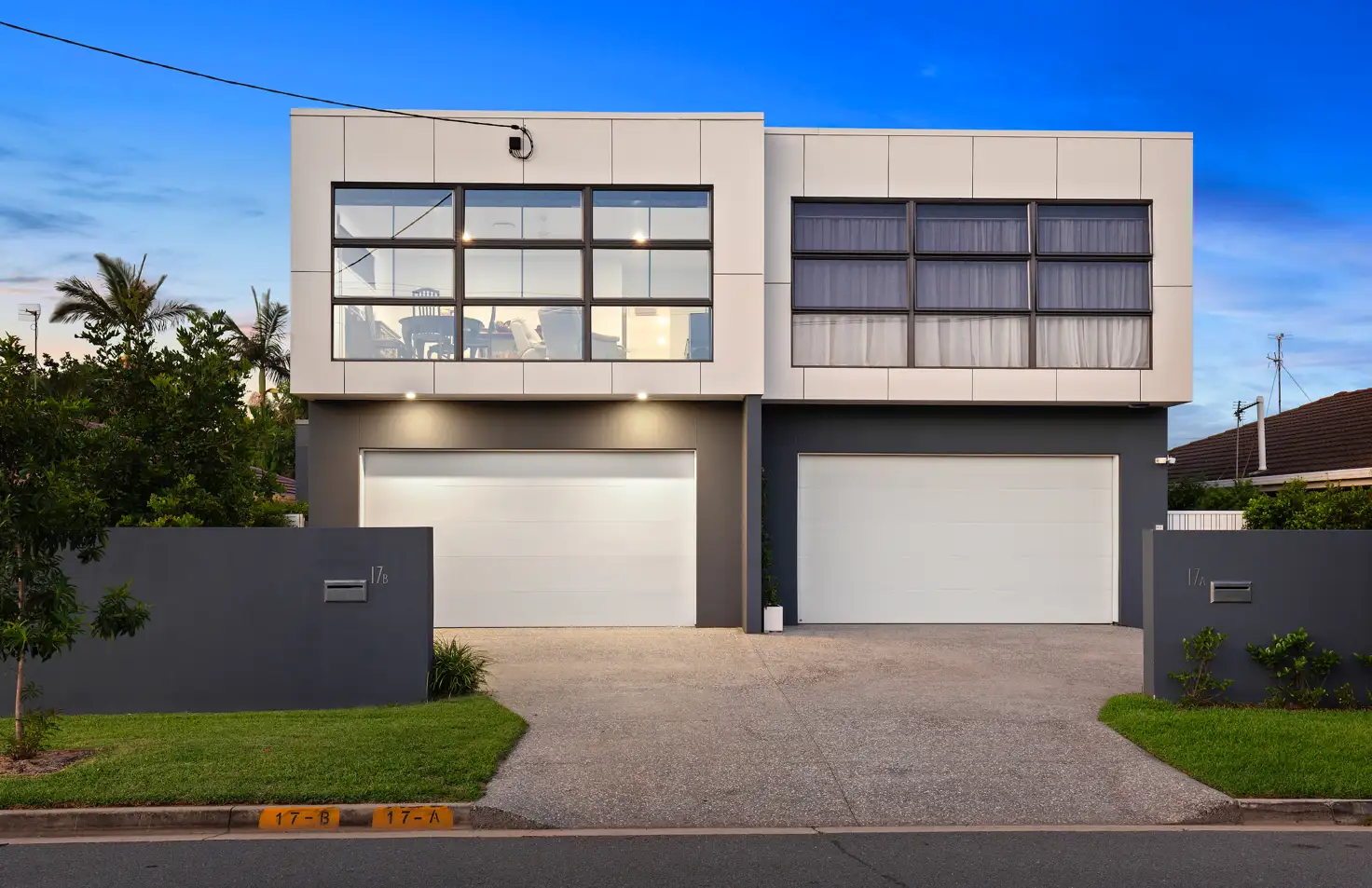 Main view of Homely townhouse listing, 2/17 Drake Avenue, Paradise Point QLD 4216