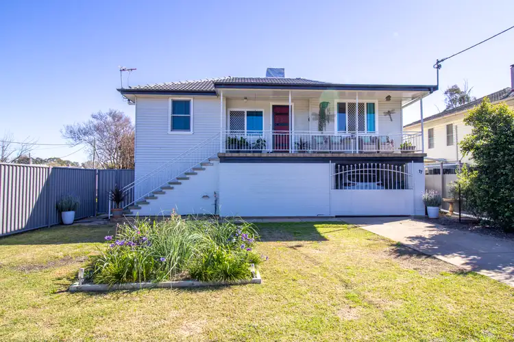 17 Violet Street, Narrabri NSW 2390