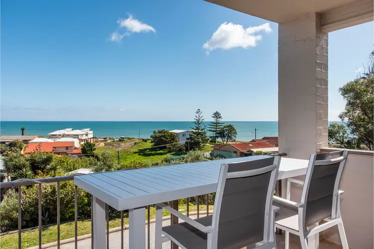 1/13 Sussex Place, Halls Head WA 6210