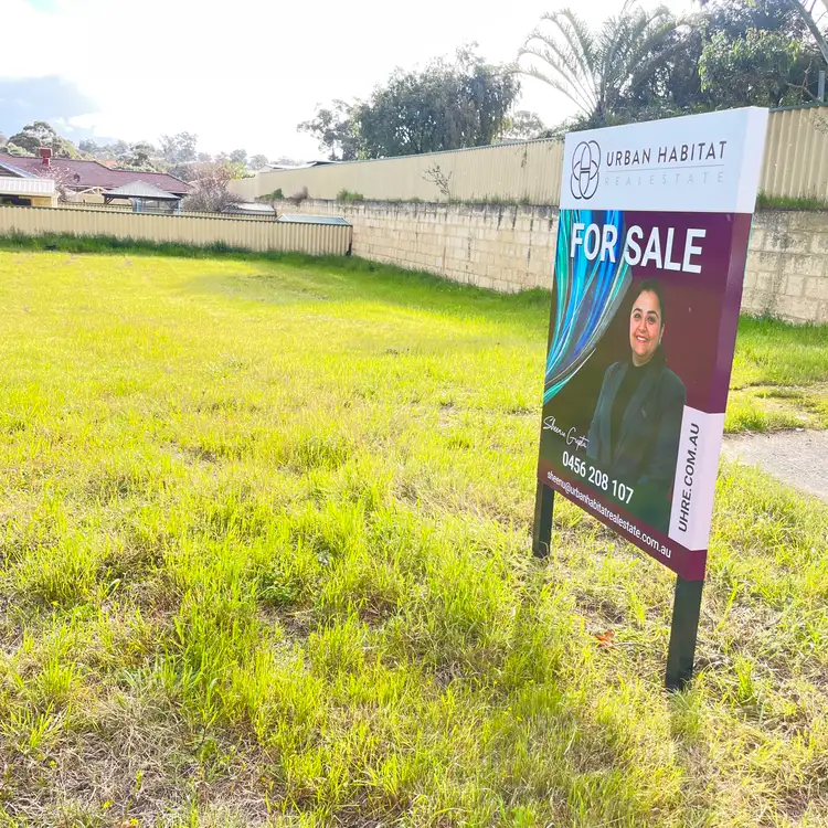 3 Moombaki Avenue, Bertram WA 6167