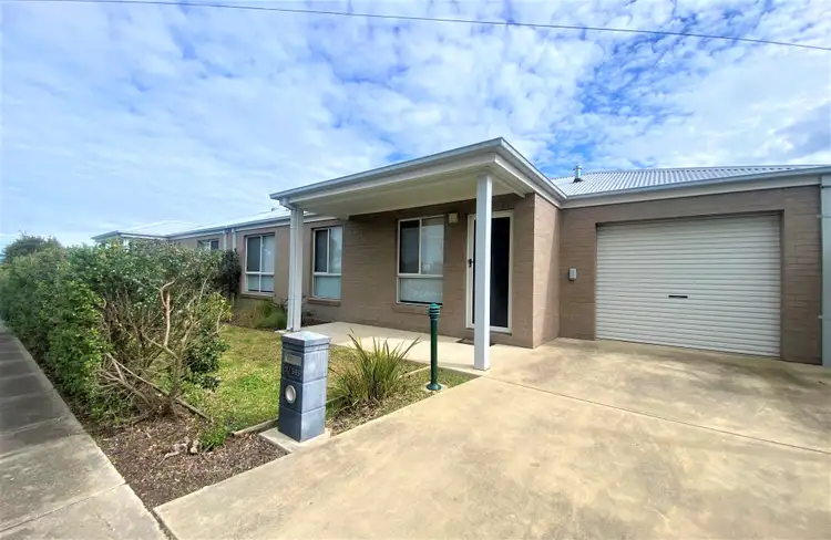 2/595 Kemp Street, Lavington NSW 2641