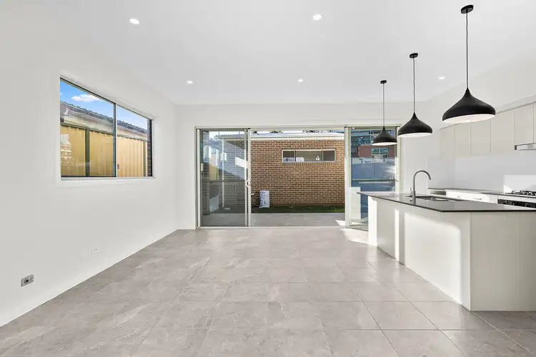 Third view of Homely house listing, 5/14 -16 Bristol Street, Berkeley NSW 2506