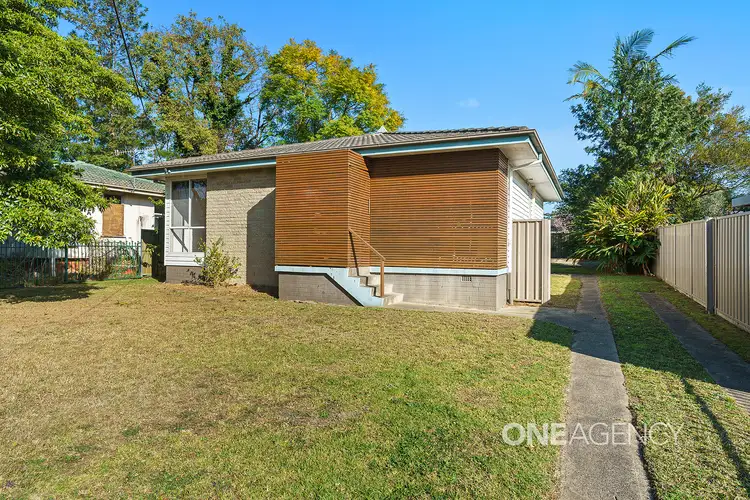 74 Sampson Crescent, Bomaderry NSW 2541