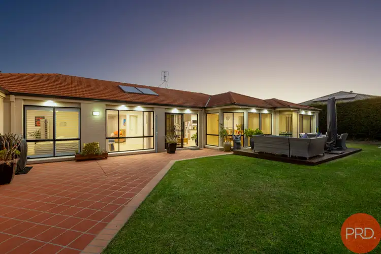 7 Hilltop Crescent, Bolwarra Heights NSW 2320