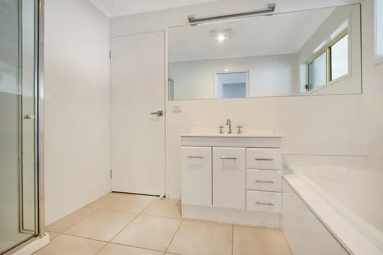 Fourth view of Homely house listing, 3 TYRRELL COURT, West Wodonga VIC 3690