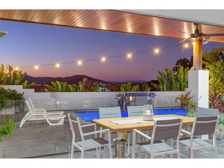 28 Banksia Place, Taranganba QLD 4703