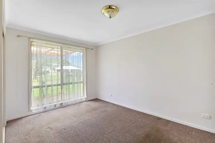 Sixth view of Homely house listing, 5 Hughes Street South, Avenel VIC 3664