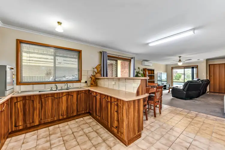 Second view of Homely house listing, 7 Sherbrook Close, Mount Gambier SA 5290