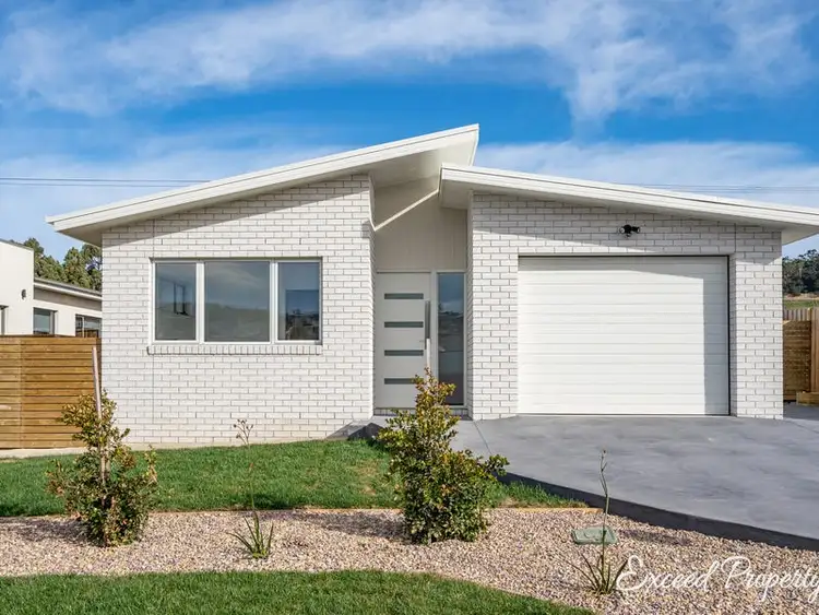 7 Hallett Drive, Rokeby TAS 7019