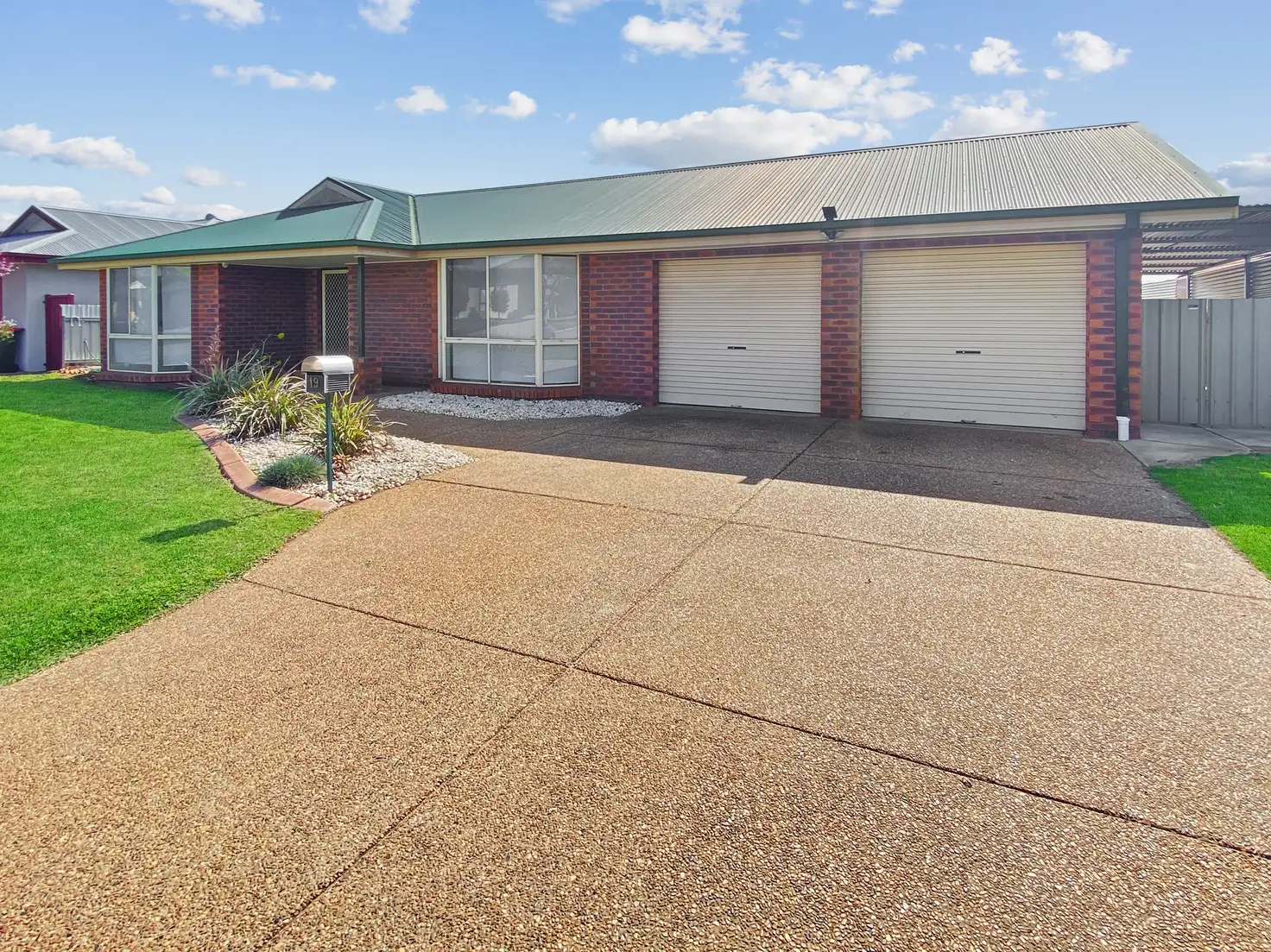Main view of Homely house listing, 19 Kiesling Drive, Narrandera NSW 2700