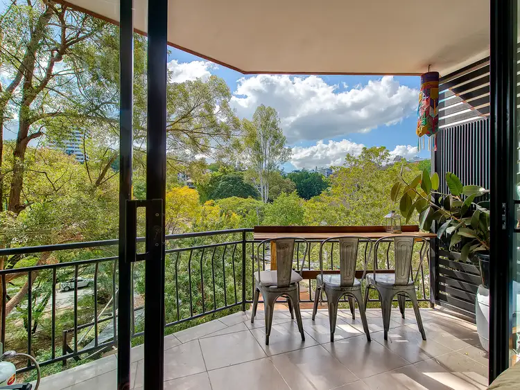 Third view of Homely apartment listing, 25/25 Dudley Street, Highgate Hill QLD 4101